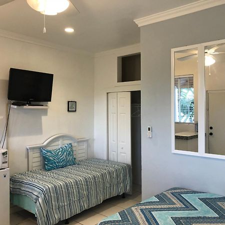 The Oasis Retreat Διαμέρισμα Νασάου Εξωτερικό φωτογραφία